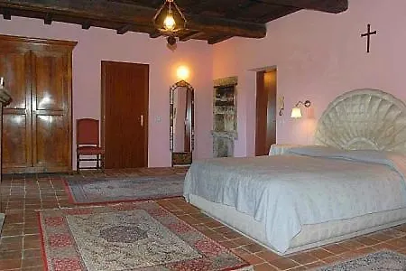 Sleeps 25 Pool Wifi Villa